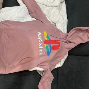 Mens Old Navy PlayStation logo size M